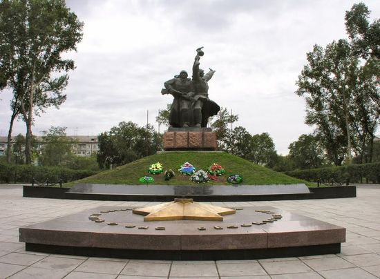 Абакан, Парк победы, памятник Воинской славы.